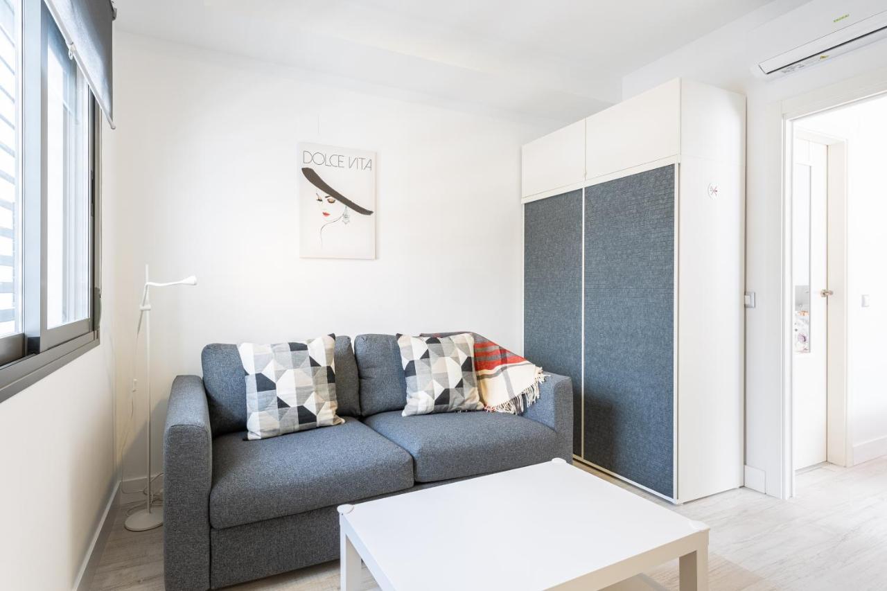 Holidays2Malaga Dos Aceras Apartment ภายนอก รูปภาพ