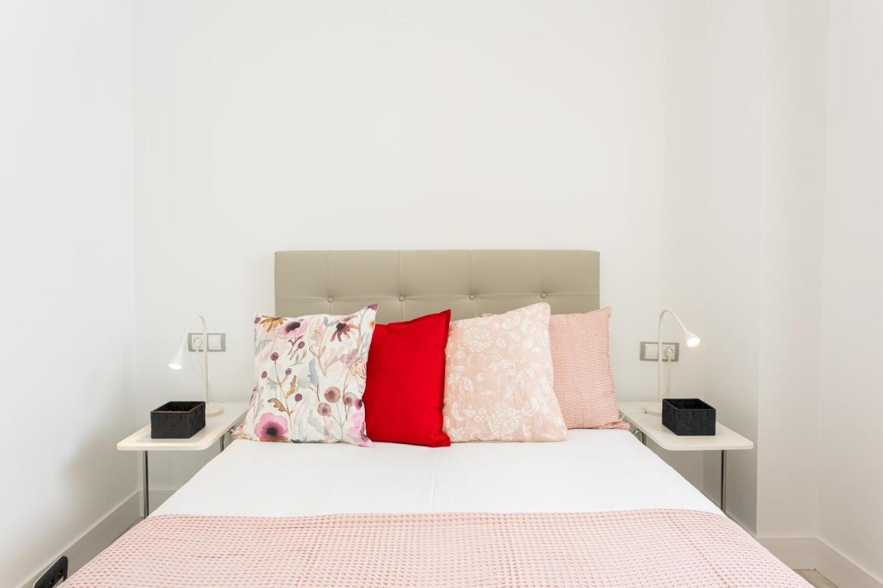 Holidays2Malaga Dos Aceras Apartment ภายนอก รูปภาพ